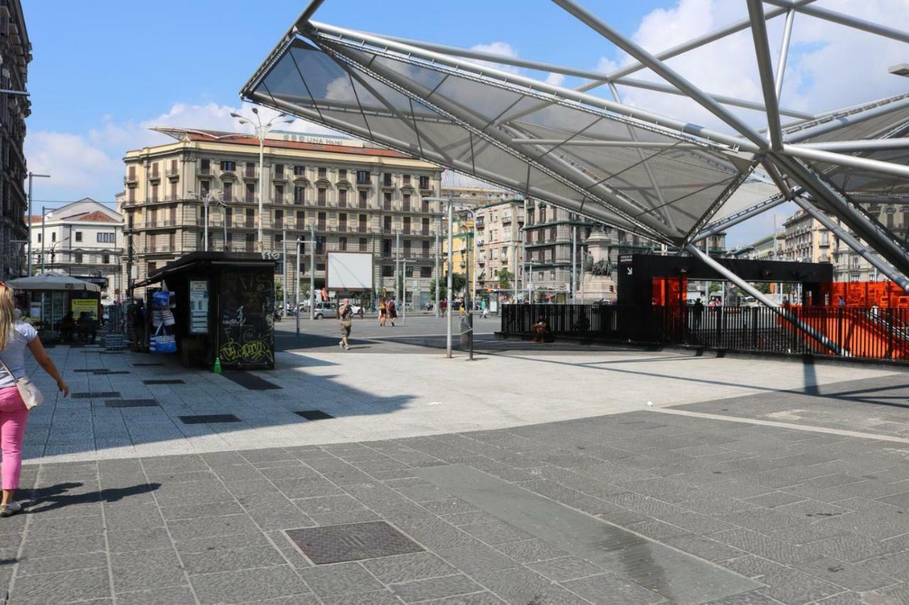 B&B Garibaldi Station Nápoles Exterior foto